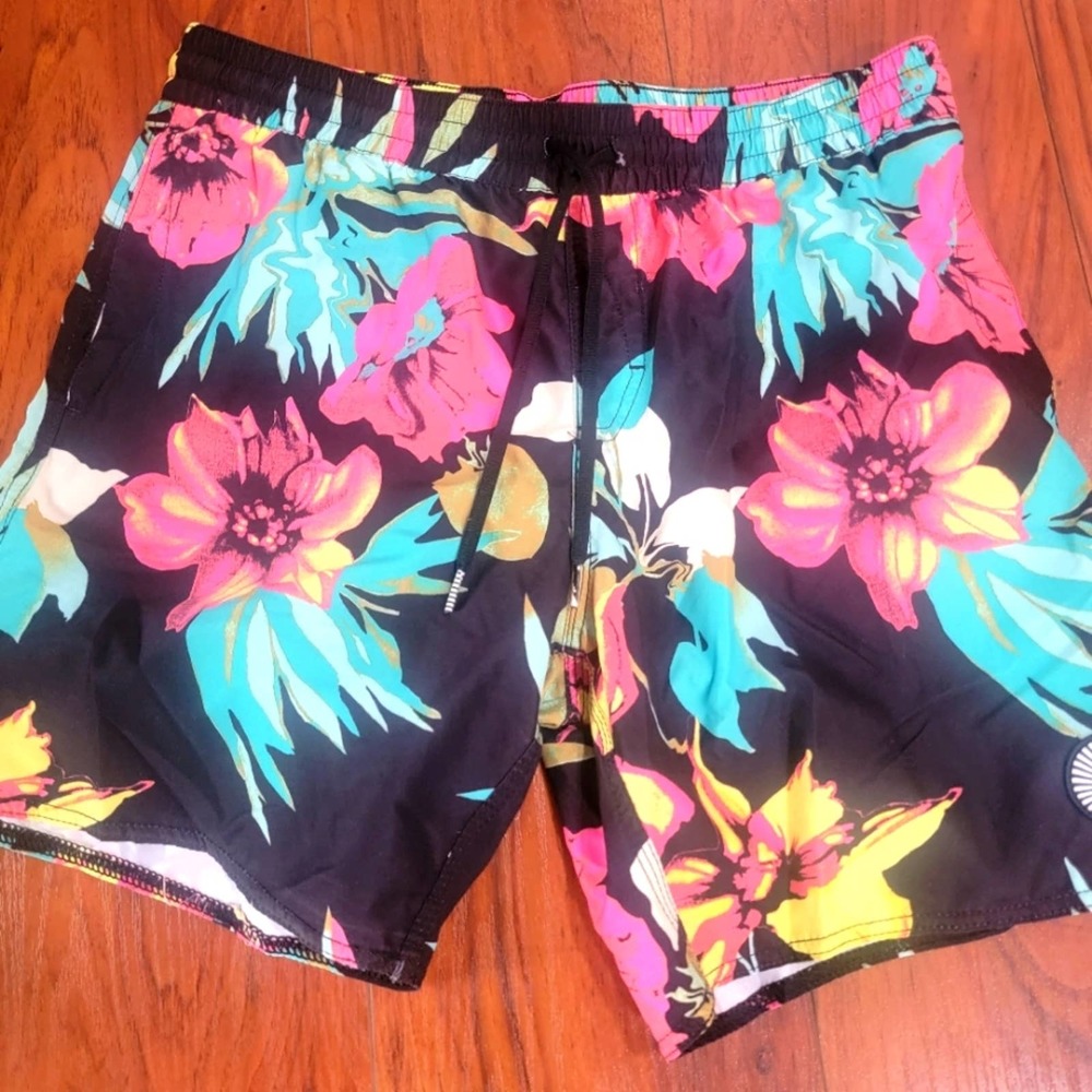 Volcom swim trunks sz med